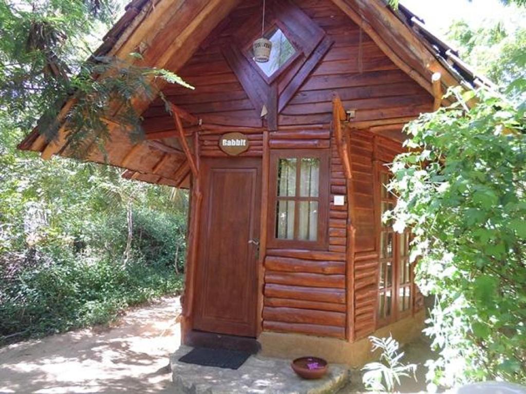 Kirinda Beach Resort, Yala Экстерьер фото