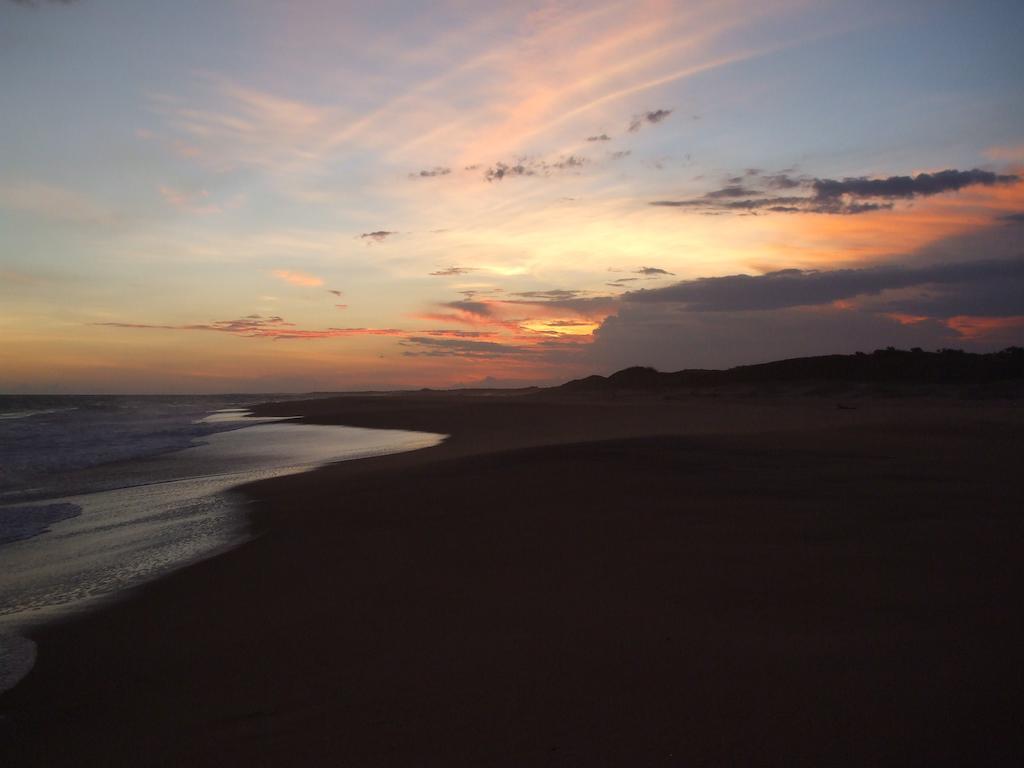 Kirinda Beach Resort, Yala Экстерьер фото