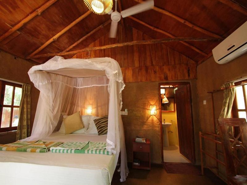 Kirinda Beach Resort, Yala Экстерьер фото
