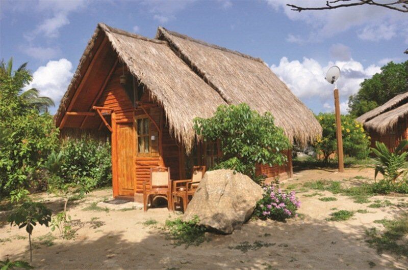 Kirinda Beach Resort, Yala Экстерьер фото